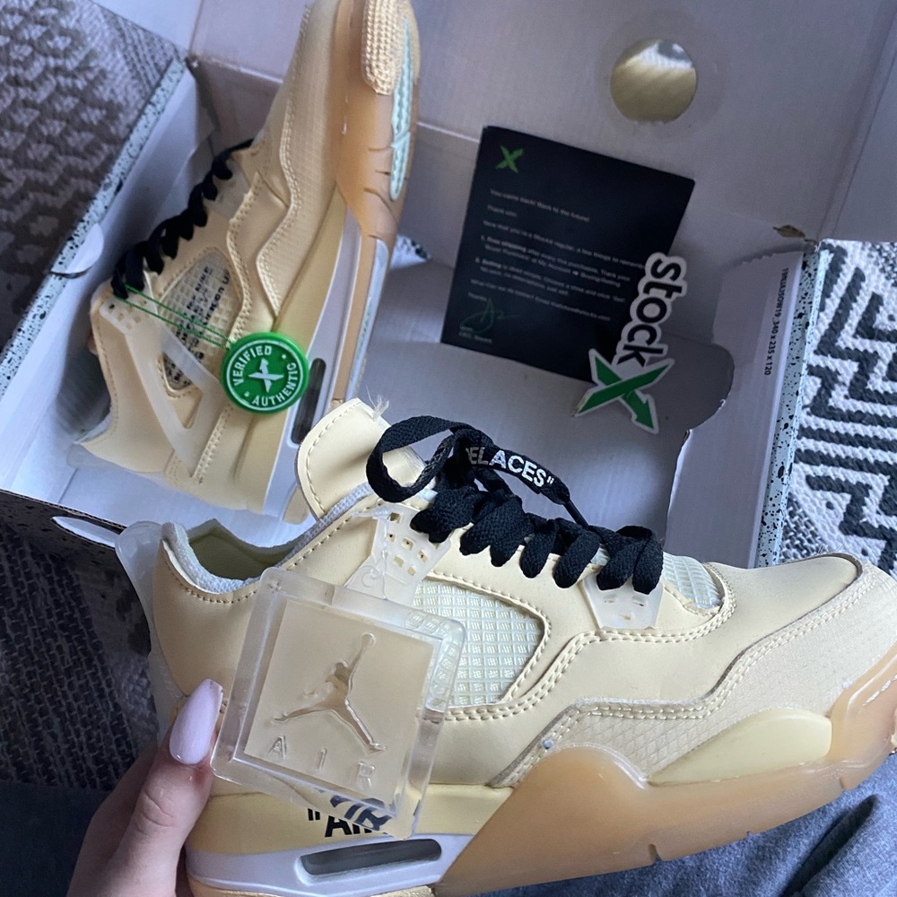 Air Jordan 4s Retro Off-white